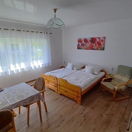 Dom Colonia Apartment Zarnowska Екстериор снимка